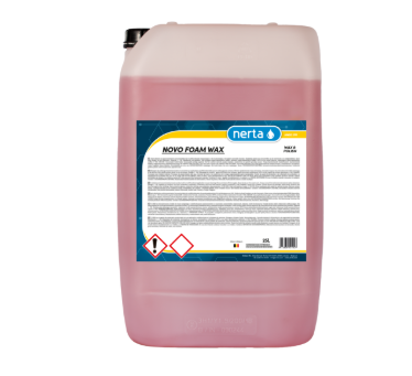 NERTA NOVO FOAM WAX é uma cera polidora espumante forte e concentrada.